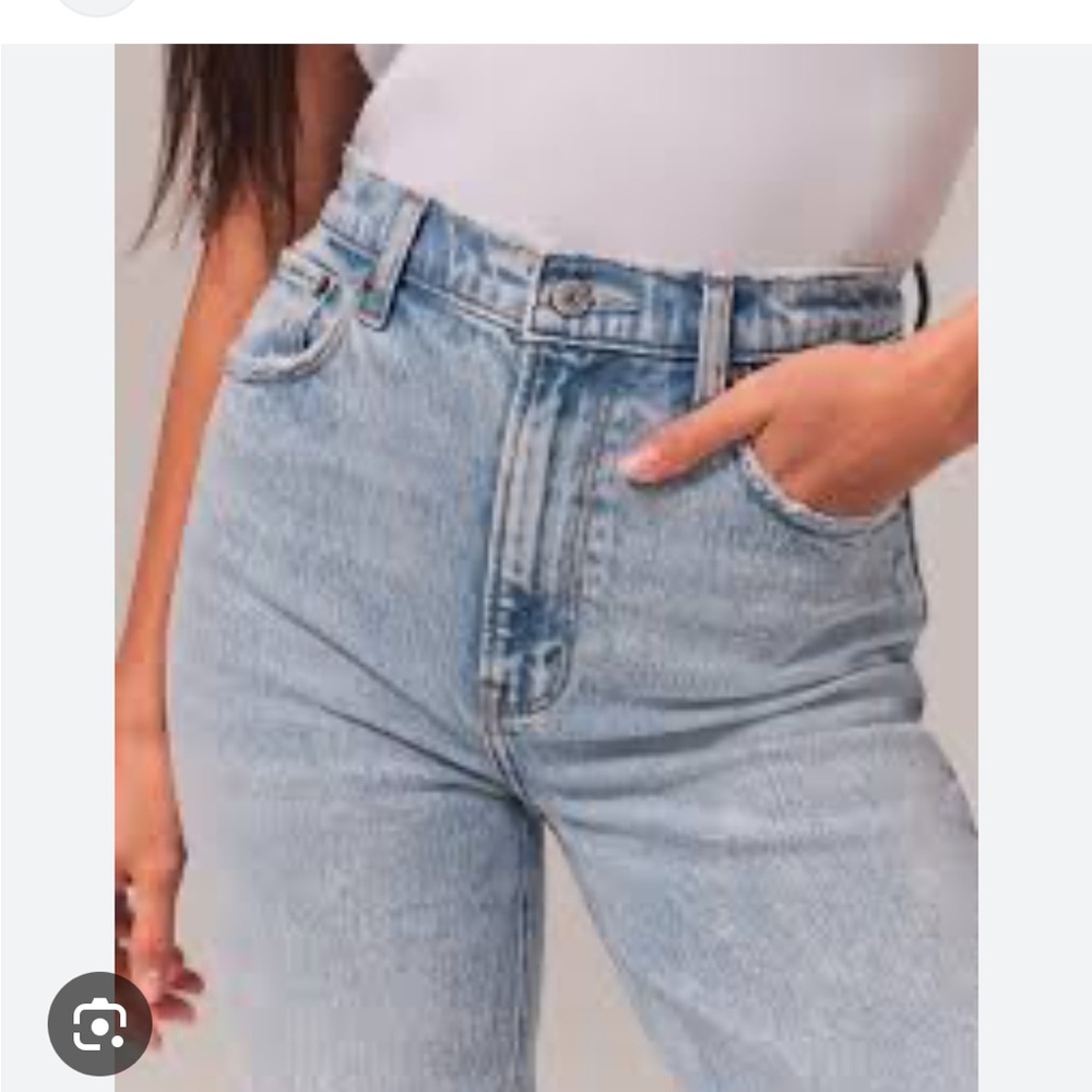 Abercrombie curve love the 90s baggy jean